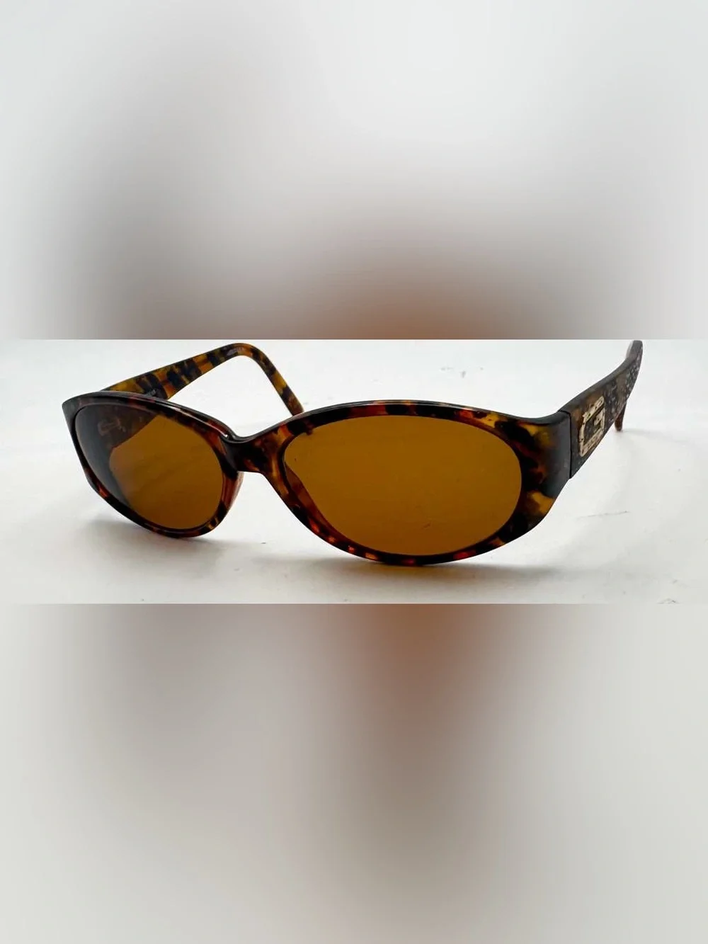 Guess GU6448P Tortoise Oval Sunglasses Frames Only